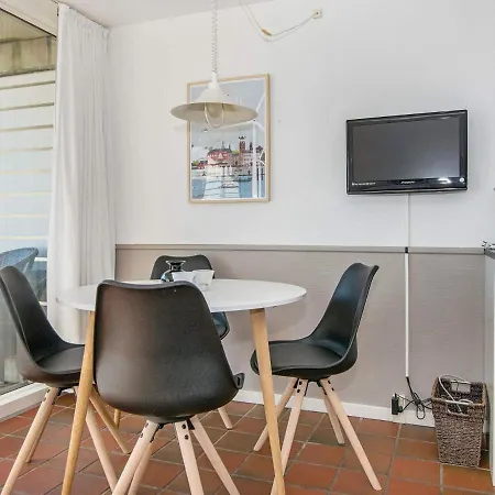 Apartment 4 Person In Fan Fano